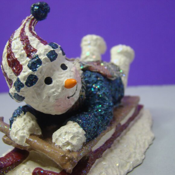 2001 Snowsnickle "Snowboy on Sled" ENESCO figure 861855, Linda Lindquist Baldwin - Picture 8 of 15